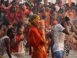 Una vez cada 12 años, decenas de millones de peregrinos llegan a la pequeña ciudad de Allahabad. AP /
