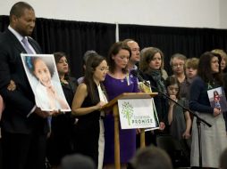 Deudos del tiroteo en Sandy Hook dan una conferencia de prensa AFP /