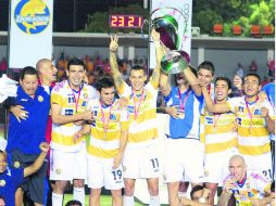 Inicia la defensa. Dorados de Sinaloa se mete al Estadio ''Andrés Quintana Roo'' para el primer duelo de la Copa MX. MEXSPORT /