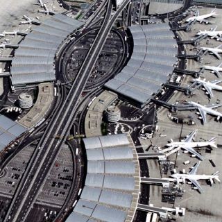 Aeropuerto De Gaulle de París expone 50 originales de Rodin