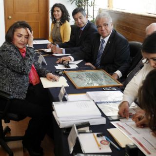 Aceptan registro de Ruth Padilla y Héctor Pérez para rectoría de la UdeG