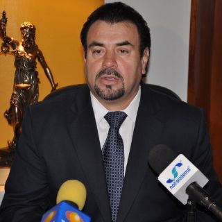 La PGJE investiga a banda por robo de cajeros