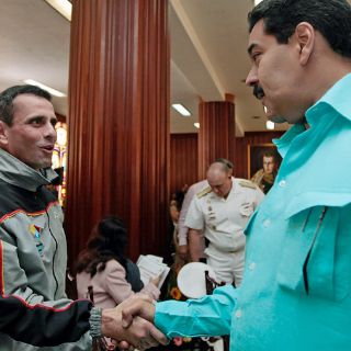 Capriles exige a Chávez que ''aparezca'' y le hable a Venezuela