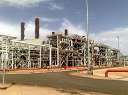 En el ataque de las instalaciones de tratamiento de gas, situadas en la provincia de Ilizi murieron dos personas. EFE /