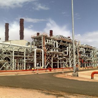 Una empresa francesa tiene 150 empleados retenidos en Argelia