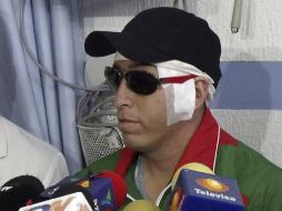 Noé Hernández habló con los medios de comunicación antes de salir del hospital en días pasados. EFE /