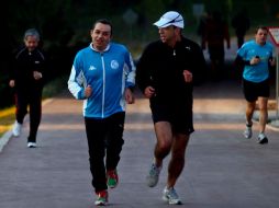 Los senadores del PAN Ernesto Cordero y Javier Lozano corrieron en Puebla la mañana, previo al inicio de la plenaria. SUN /