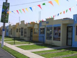 El instituto tiene planeado otorgar 545 mil hipotecas en 2013. ARCHIVO /