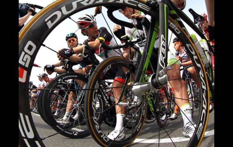 La palabra ''Tour'' al aplicarla en el idioma español, debe ser bien pluralizada. AFP /