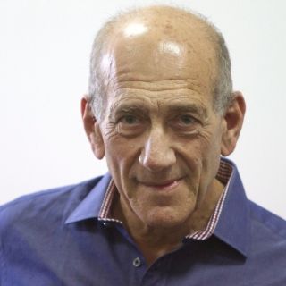 Olmert asegura que Netanyahu no quiere un acuerdo de paz