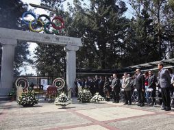 La familia olímpica le dio el adiós a Noé Hernández. SUN /