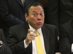 El presidente nacional del PRD, Jesús Zambrano, acusa al Presidente y equipo, de querer ''ocultar lo que realmente tienen''. NTX /