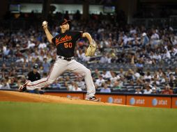 El tapatío Miguel González declina representar a México en el Clásico de marzo. AP /