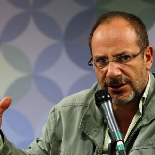 Apuesta Ignacio Padilla por rescatar tradición cuentística del país