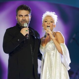 Engalanan Yuri y Mijares la Expo Valladolid 2013