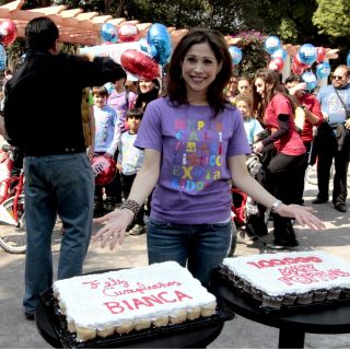 Marroquín celebra su cumpleaños con éxito de ''Mary Poppins''