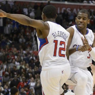 Paul regresa y guía a Clippers a la victoria