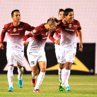 Monarcas da la vuelta y triunfa sobre San Luis