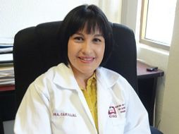 De acuerdo con la doctora Elizabeth Carvajal Millán, la cápsula es elaborada con polisacáridos obtenidos de cereales. ID  /