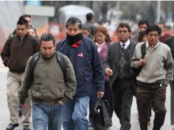 El promedio de la calidad del aire durante el fin de semana en la metrópoli fue regular. ARCHIVO /