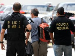 El detenido había viajado recientemente a Uruguay en actividades relacionadas con el tráfico de armas. EFE /