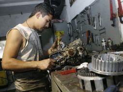 En Jalisco,más de cinco millones de personas están en edad laboral, pero sólo poco mas de tres millones cuentan con empleo. ARCHIVO /
