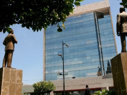 La media nacional de subsidio ordinario de la Federación por alumno es de 25 mil pesos, la UdeG recibe poco más de 12 mil. ARCHIVO /