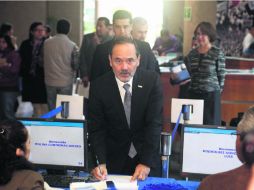 Niega refundación. Gustavo Madero, líder nacional del PAN, a su llegada al Consejo Nacional, el sábado. SUN /