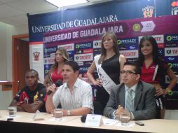 El equipo de la Universidad de Guadalajara busca alejarse completamente del tema de descenso.  /