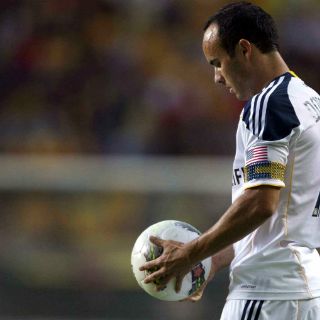 Donovan jugará esta temporada: Bruce Arena