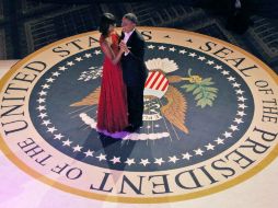 Barack y Michelle abren baile en centro de convenciones AFP /