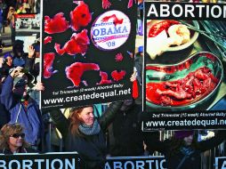 Contra el aborto. El grupo llamadoReform America Created Equal se manifestó en los alrededores del Capitolio. AFP /