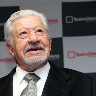 Ignacio López Tarso complacido con la obra ''El Cartero''