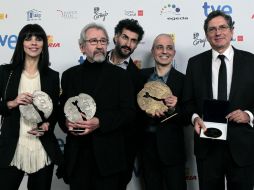 Berger y los productores agradecieron el esfuerzo conjunto que representó el proyecto. EFE /