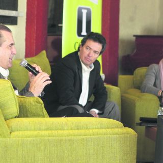 México está en su momento, coincide foro de análisis