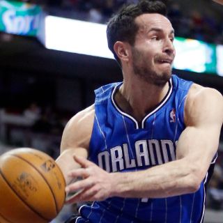 Ayón regresa a la duela en derrota del Magic