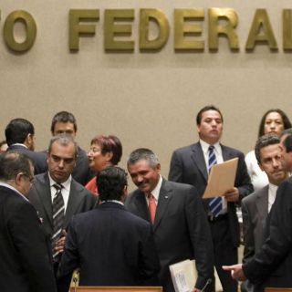 El IFE exonera al PRI y al PVEM en caso Monex
