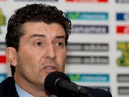 El técnico nacional dice que Vela le pidió mantenerse al margen de la Selección y que después explicará el motivo. MEXSPORT /