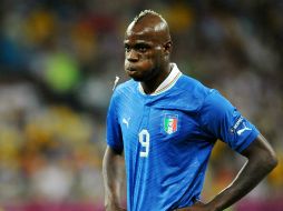 Mario Balotelli, de Italia, ha sido víctima de insultos racistas. MEXSPORT /