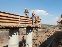 El director de la Semades, Antonio Odorica Hermosillo, asegura que la construcción implica un impacto ambiental al Cerro Viejo EL INFORMADOR /