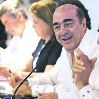 La PGR prevé indagar errores del caso Cassez