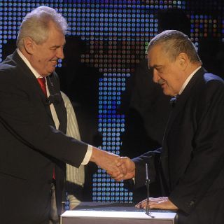 Elecciones presidenciales arrancan en República Checa