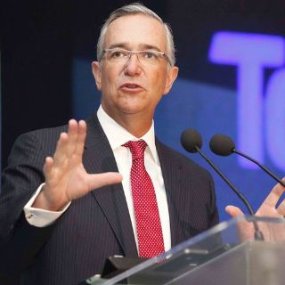 Salinas Pliego se pronuncia por apertura de Pemex