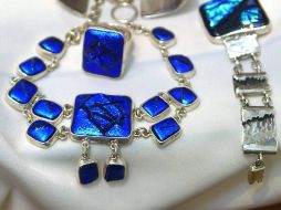 La exposición revisa la historia del diseño en plata en México. ARCHIVO /