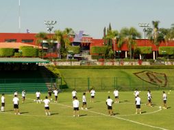 Entretaniemto de los Zorros previo al partido de hoy. MEXSPORT /