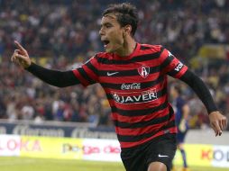 Omar Bravo anota su tercer gol como rojinegro y da el triunfo al Atlas. EFE /