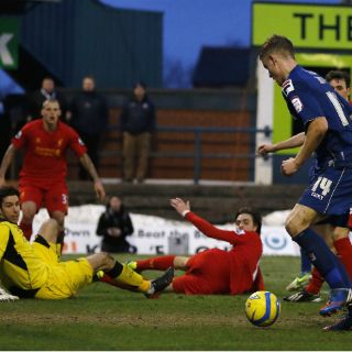 Oldham echa a Liverpool de la Copa Inglesa