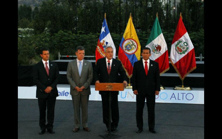 Los mandatarios se reúnen en el marco de la Cumbre Celac. . EFE /
