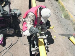 Reposición de la tubería. La infraestructura de transportación de gas natural tardará en resolverse alrededor de dos años y medio. ESPECIAL /
