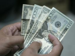 En Tijuana se vende en un máximo de 12.96 pesos. ARCHIVO /